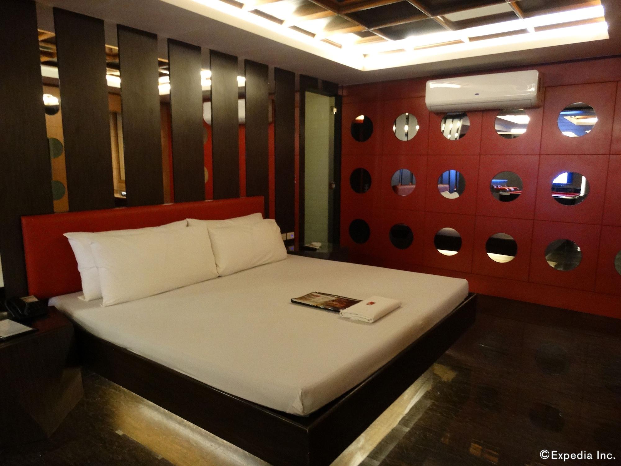 Hotel Ava Cuneta Pasay Esterno foto