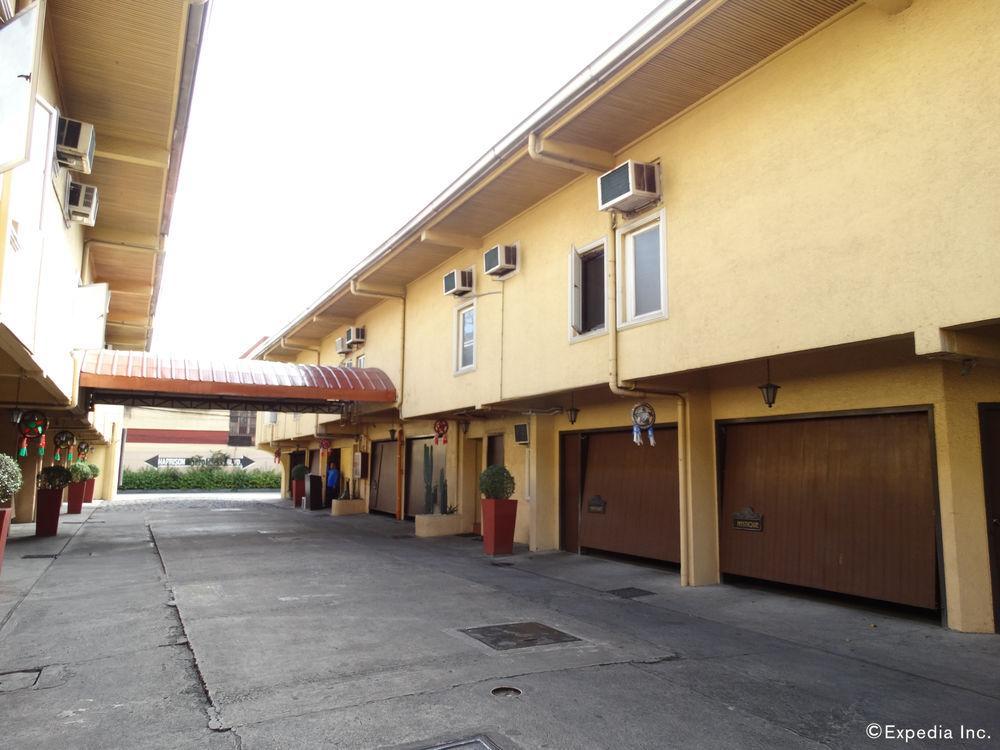 Hotel Ava Cuneta Pasay Esterno foto